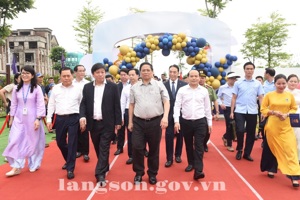 Một số hình ảnh thủ tướng Phạm Minh Chính thăm Cửa khẩu Quốc tế Hữu Nghị kiểm tra thi công dự án cải tạo