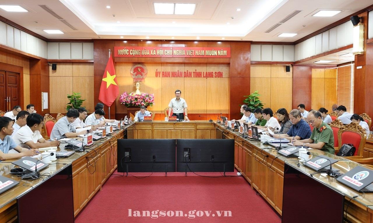 Họp xem xét tiến độ triển khai thực hiện các dự án Đường Lý Thái Tổ kéo dài và khu dân cư, tái định cư thành phố Lạng Sơn